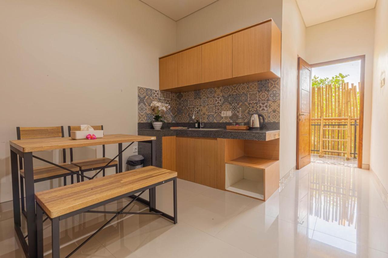 Candra Loka Studio & Apartment By The Loka Kerobokan Exterior foto