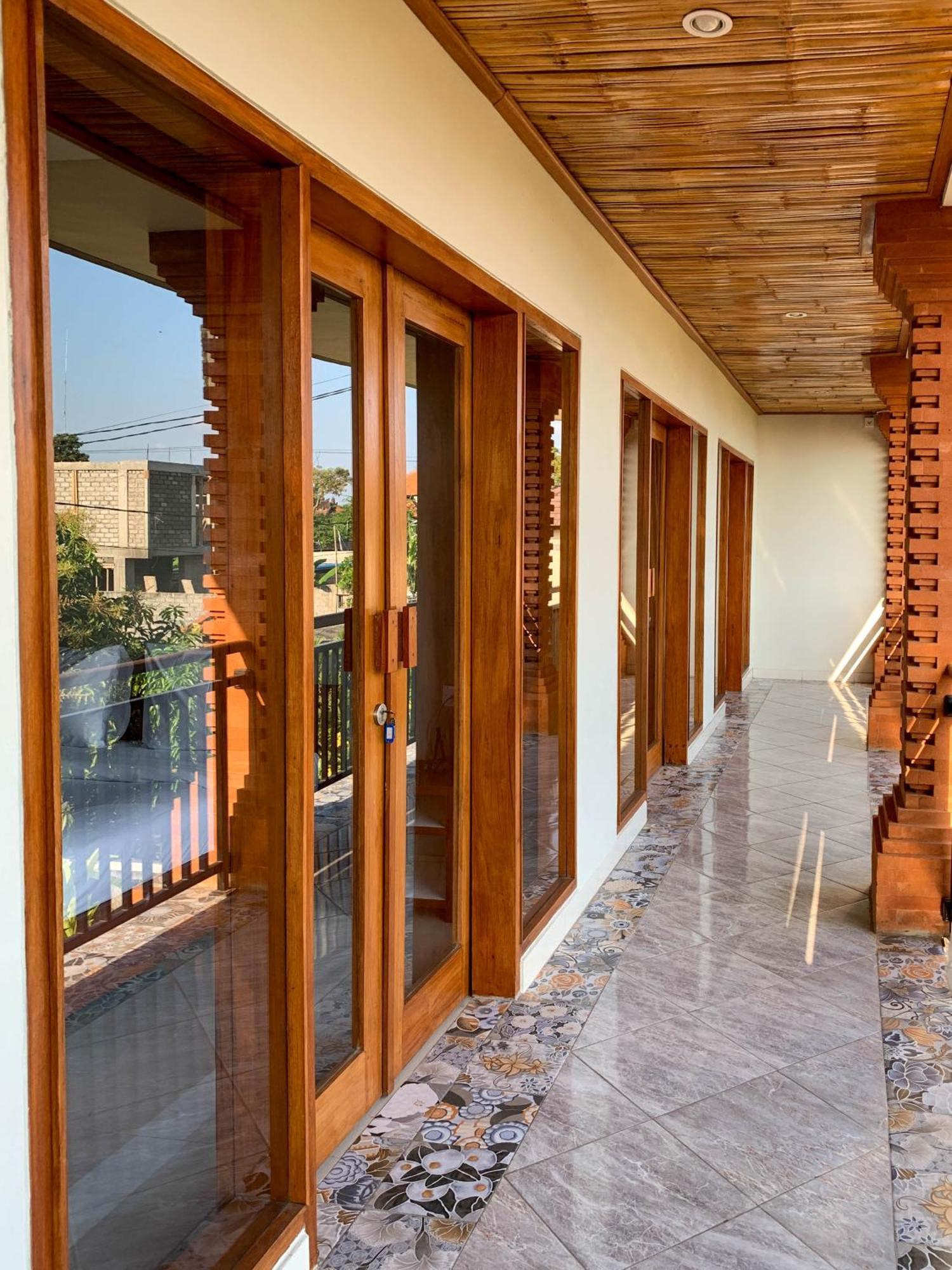 Candra Loka Studio & Apartment By The Loka Kerobokan Exterior foto